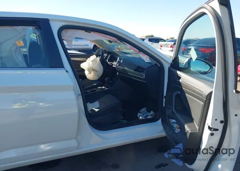 2021 Volkswagen Jetta 1.4T Sel z USA, uszkodzony, nr VIN 3VWE57BU0MM048033